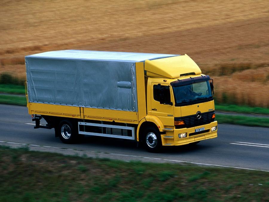  Mercedes-Benz Atego 1823 1998 года  (фото 5 из 13)